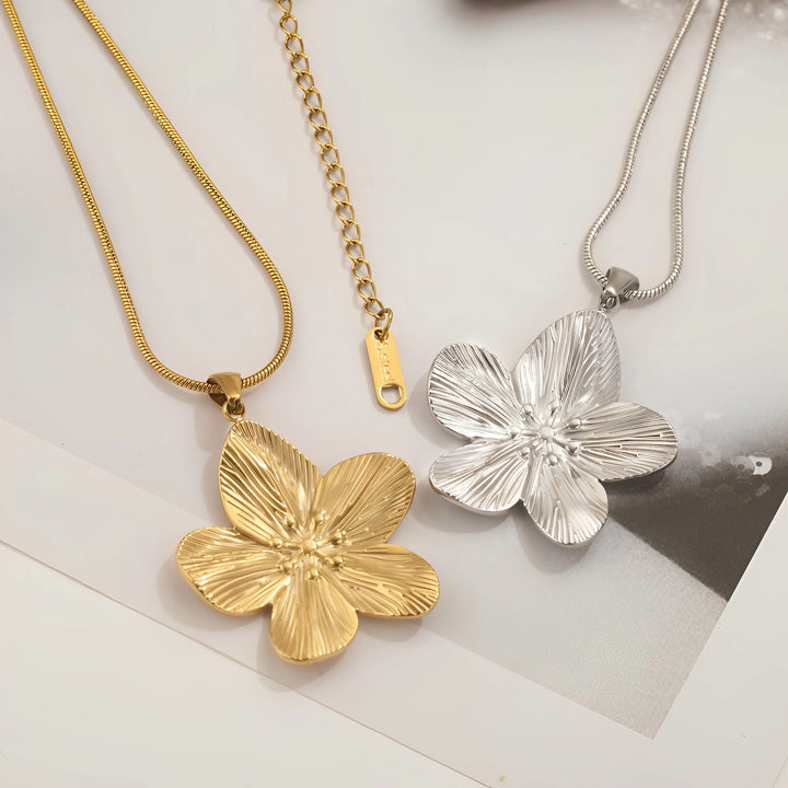 Flory necklace